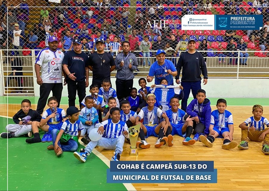 Reportagem no futsal Sub-13, no dia 12 de maio. 